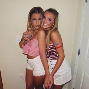 Meet your Posher, Caroline